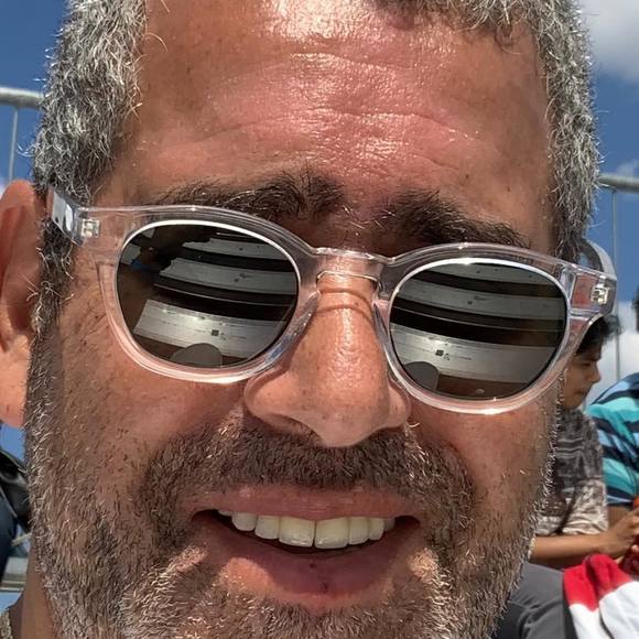 Meet your Posher, Sass - Picture 1 of 1